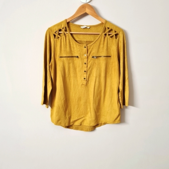 Vibe Tops - Yellow vibe top in suede